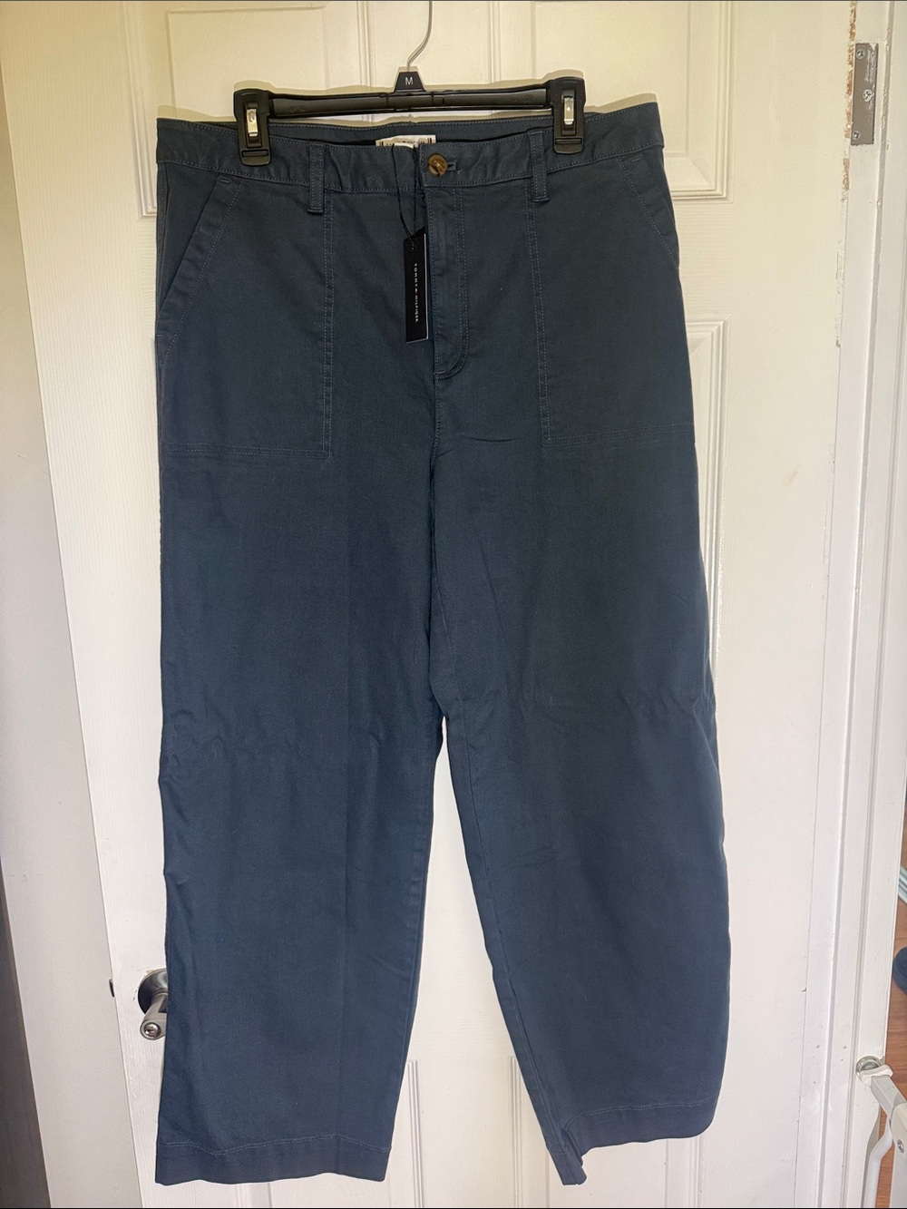 Tommy Hilfiger Women's Wide-Leg Chinos in Navy